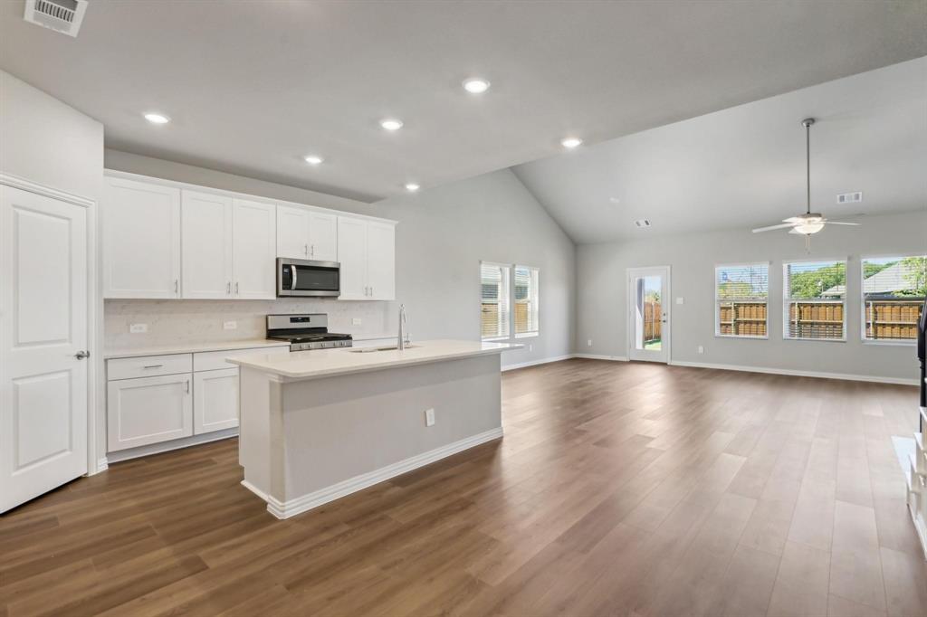 1204 Huntington Drive