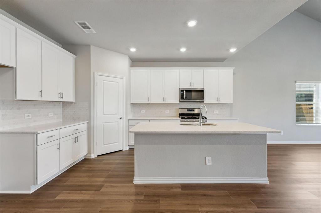 1204 Huntington Drive