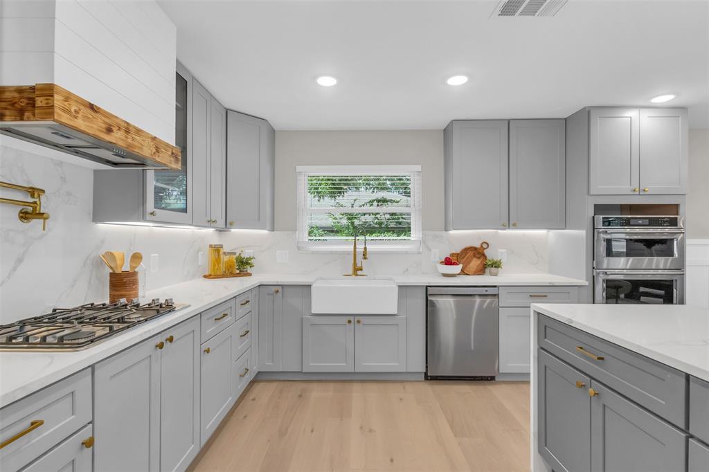 North Lake Estates - Residential Lease