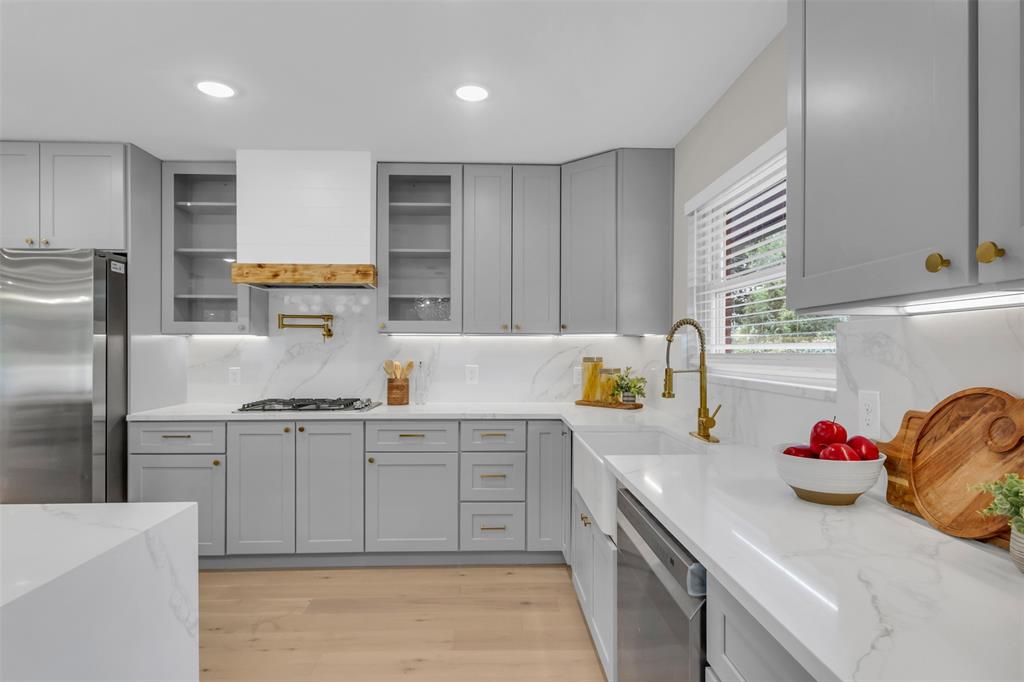 North Lake Estates - Residential Lease