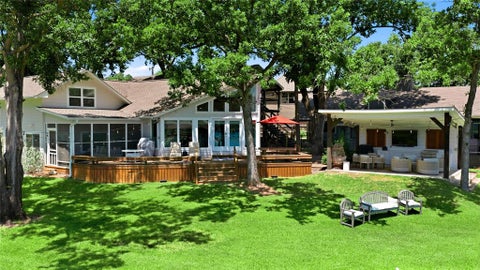 104 Doering Bay Circle Mabank TX 75156
