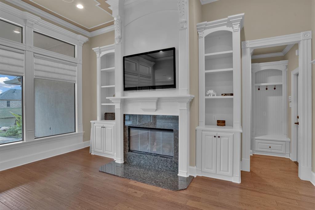 Burgundy Oaks Subn - Residential