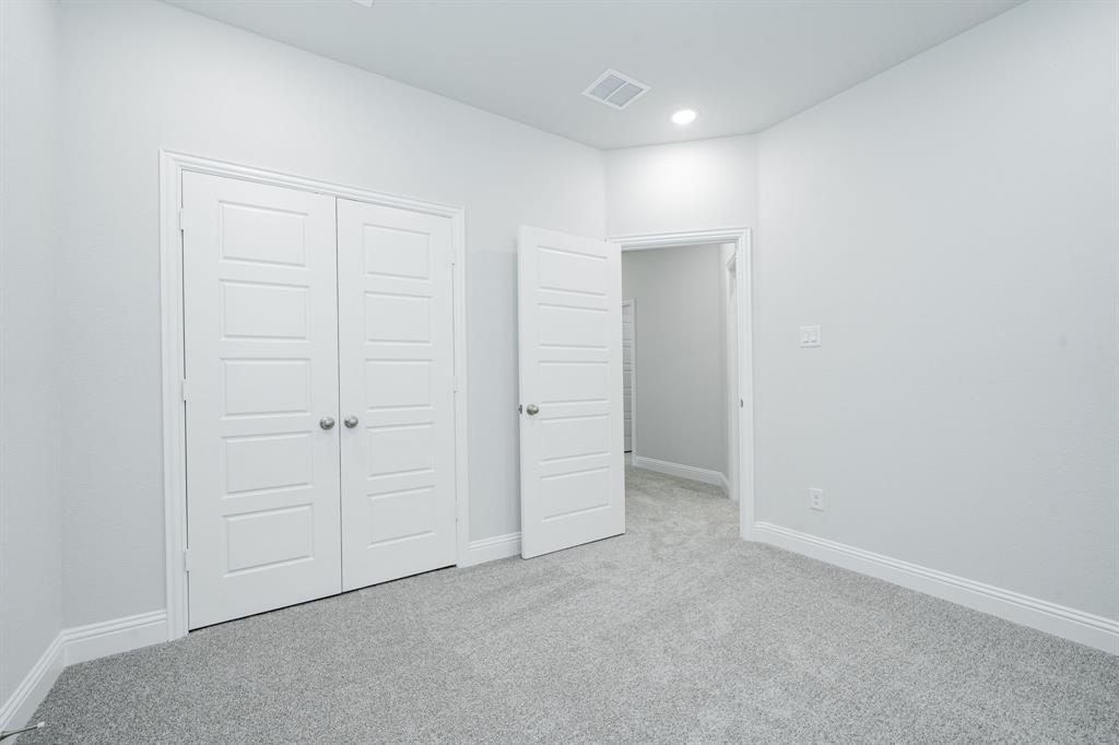 BAYSIDE WEST PH 2 - Residential Lease