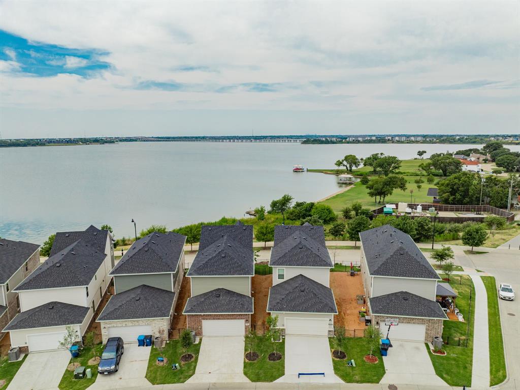 BAYSIDE WEST PH 2 - Residential Lease