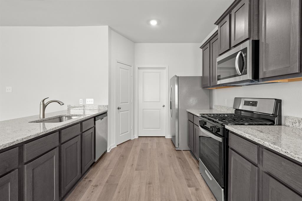 9621 Logan Square Drive