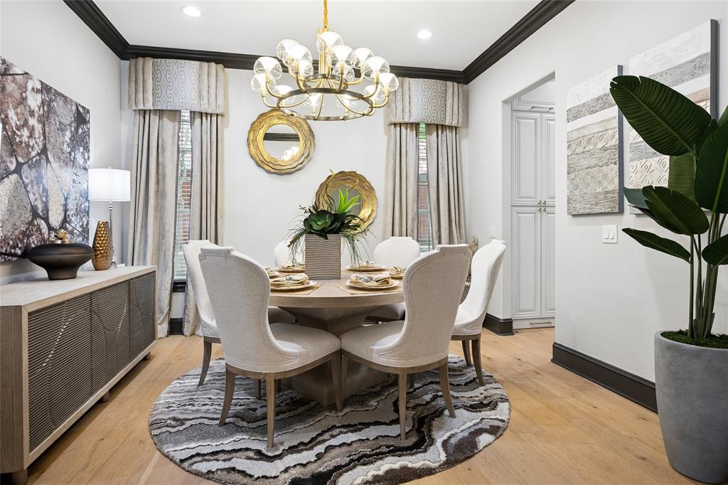 1501 Montclair Circle