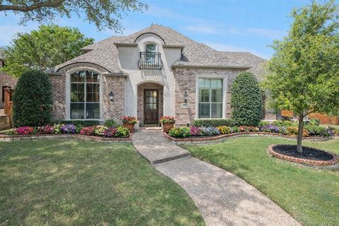 Photo of 1501 Montclair Circle, McKinney, TX 75071 (MLS # 21251086)