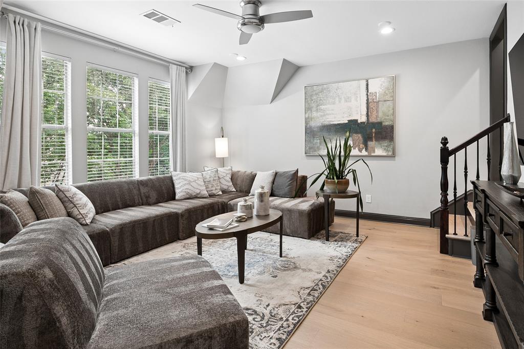 LaCima Manor - Residential