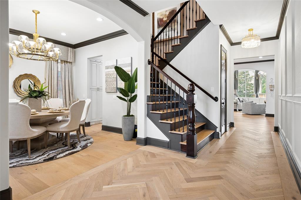 1501 Montclair Circle