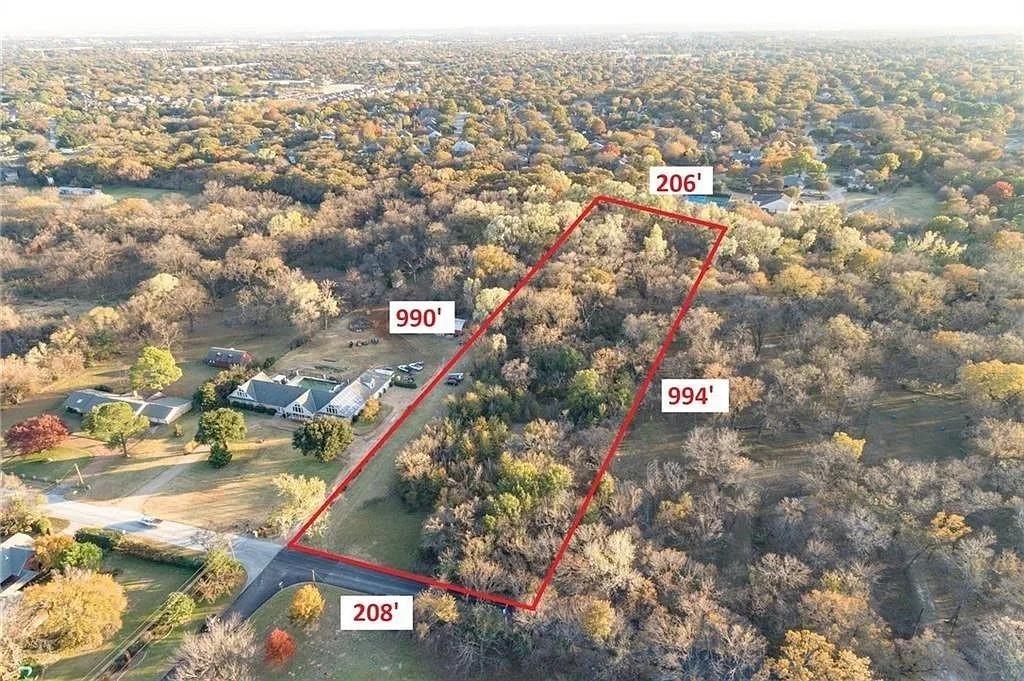 2001 Oak Knoll Drive