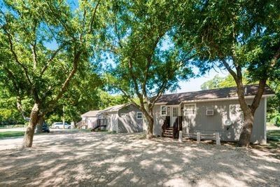 8953 County Road 864