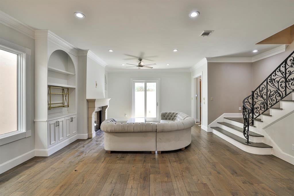 Chamberlain Arlington Heights 1st - Residential