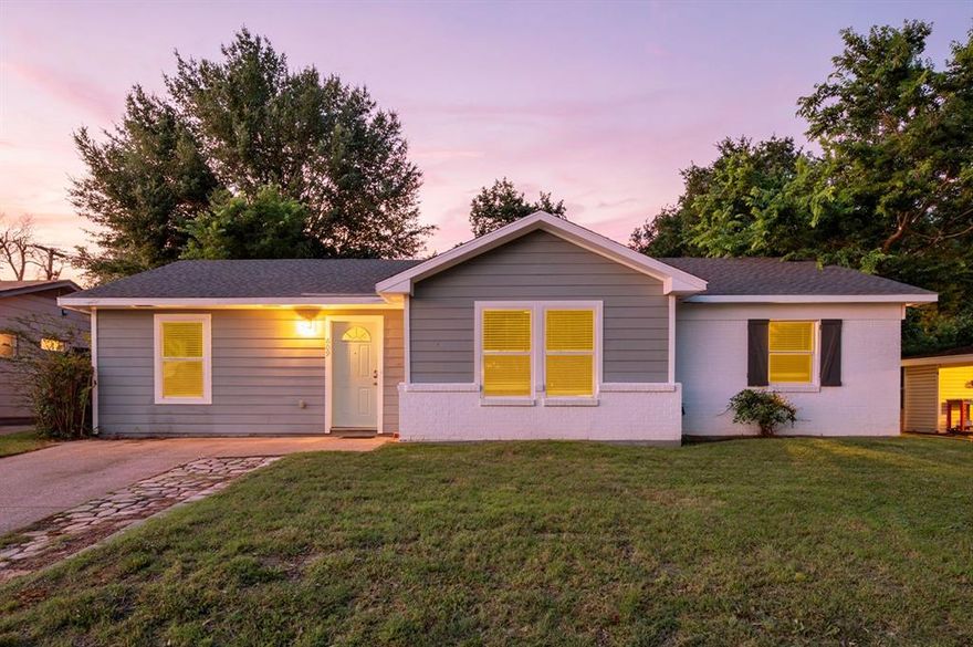 This home has been fully renovated from the inside out, and it shows! The kitchen was completely redone with white shaker cabinets, quartz countertops, a blue subway tile backsplash, and a full suite of stainless steel appliances including refrigerator. A peninsula with bar seating opens to the dining area and living room, making the layout feel bigger than the square footage suggests. Wood-look laminate flooring runs throughout the main living areas. New interior doors throughout. Both bathrooms have been refreshed with new tile, new quartz countertops, and a glass shower door.
The backyard is the kind of space that's hard to find under $300K in Arlington TX: fully fenced, mature shade trees, a storage shed, and enough flat green space to actually use it. Location checks a lot of boxes: less than 2 miles from UT Arlington, 10 minutes to AT&T Stadium, Globe Life Field, and Six Flags Over Texas. Quick access to I-20, Hwy 360, and Cooper Street. Walkable to Howard Moore Park. Arlington ISD: South Davis Elementary · Bailey Junior High · Arlington High School. Strong rental upside. Whether it's your first home or your next investment, the work is done!