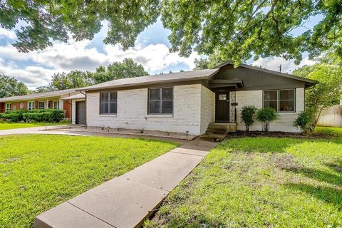 4817 Waldron Avenue Fort Worth TX 76133