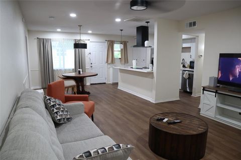 2642 Rose wood Drive Mesquite TX 75150