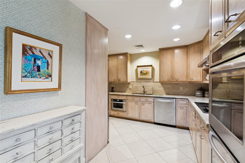 Claridge Condos - Residential