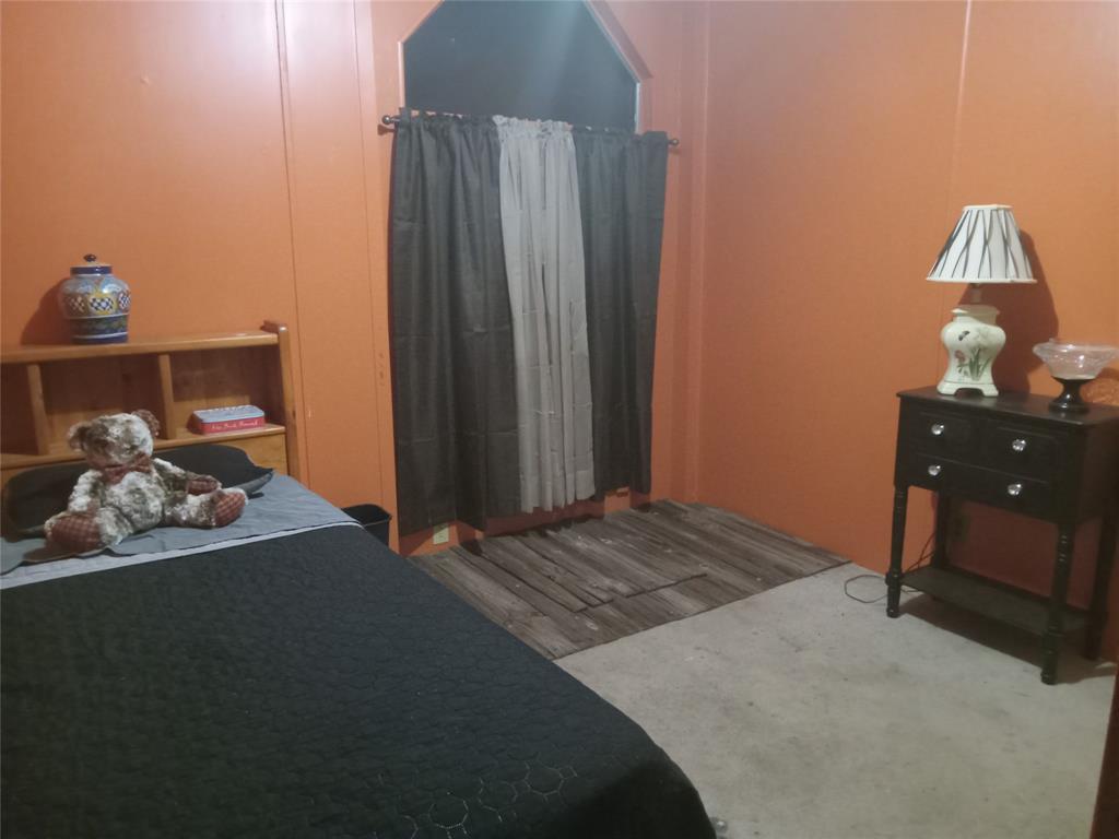 614 Hanging Tree Road