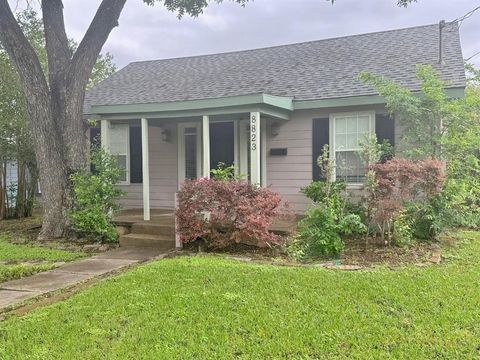 Photo of 8823 San Benito Way, Dallas, TX 75218 (MLS # 21255593)