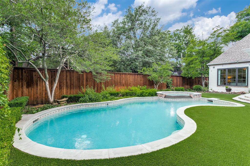 Hillcrest Park - Residential