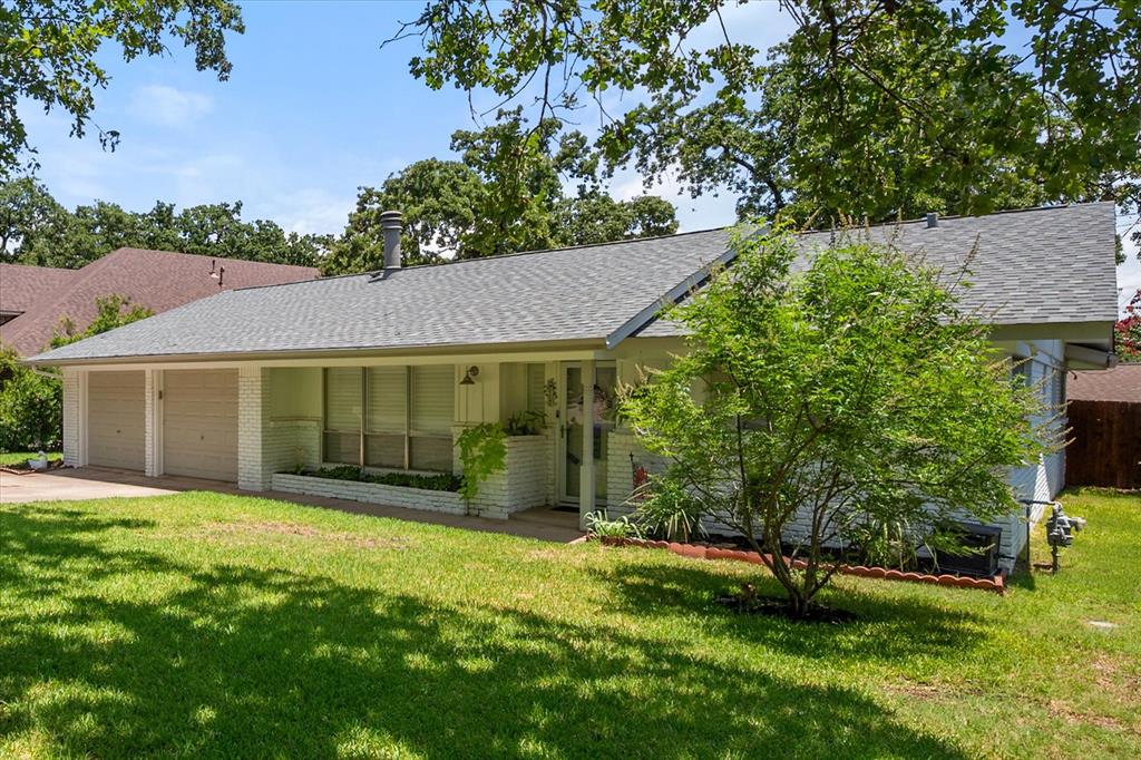1004 Trailwood Drive
