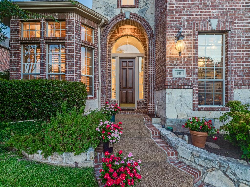 611 Belhaven Drive