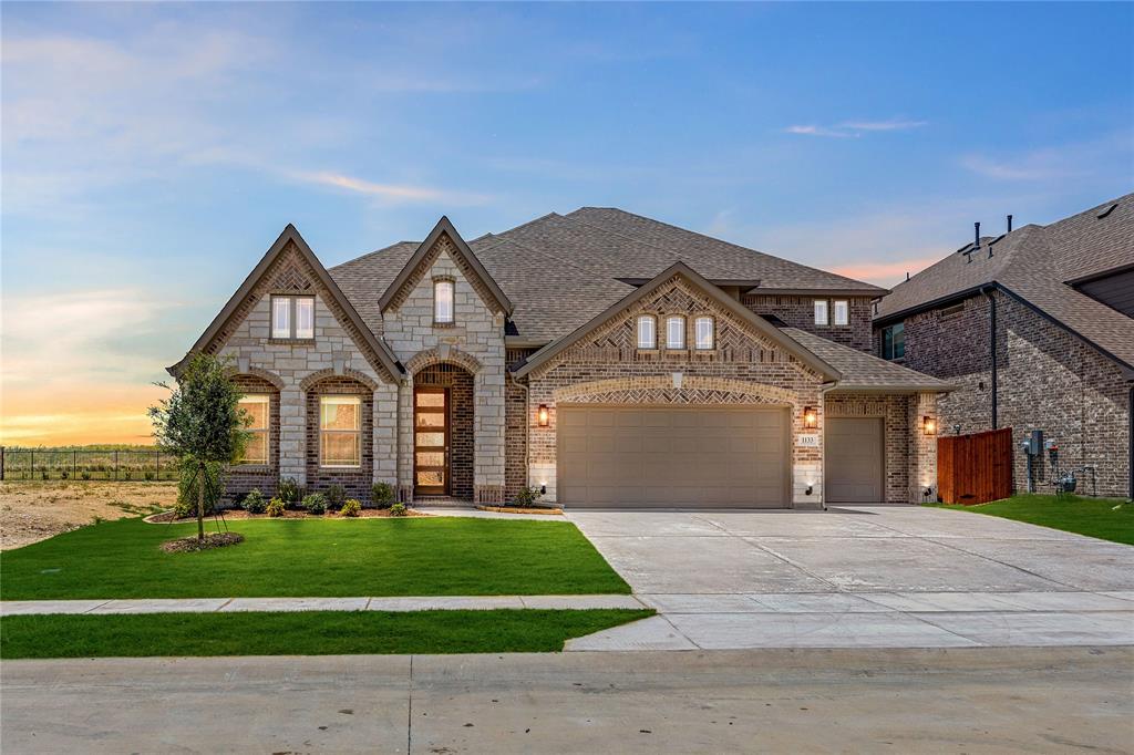 1033 Emerald Trace Drive