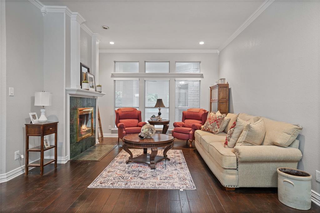 201 Southridge Lakes Parkway