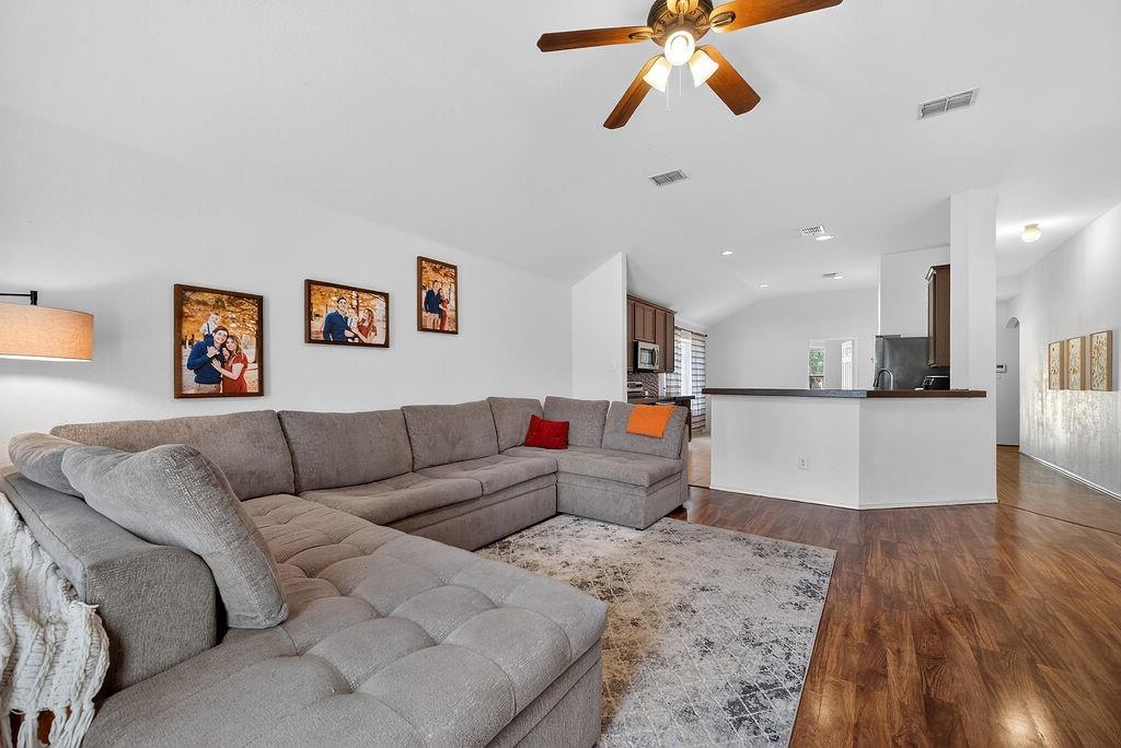 Sendera Ranch - Residential