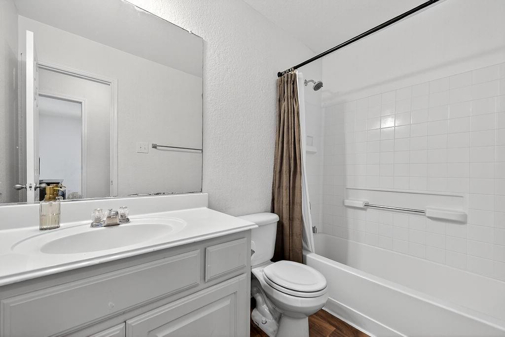 Sendera Ranch - Residential