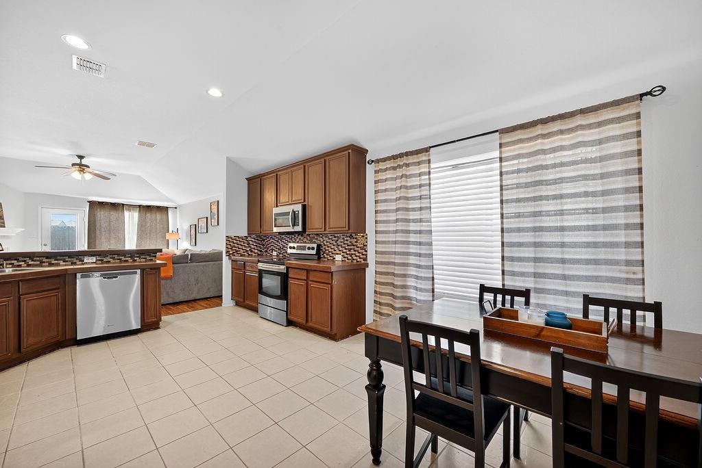 Sendera Ranch - Residential