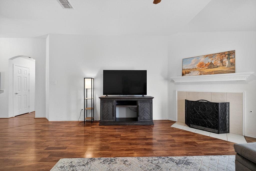 Sendera Ranch - Residential