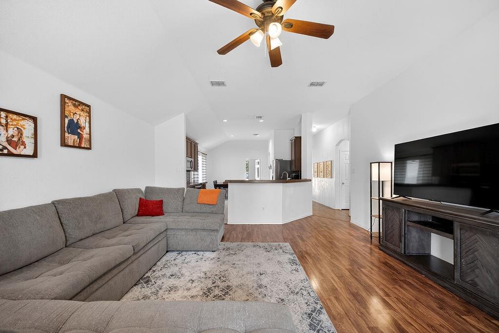 Sendera Ranch - Residential