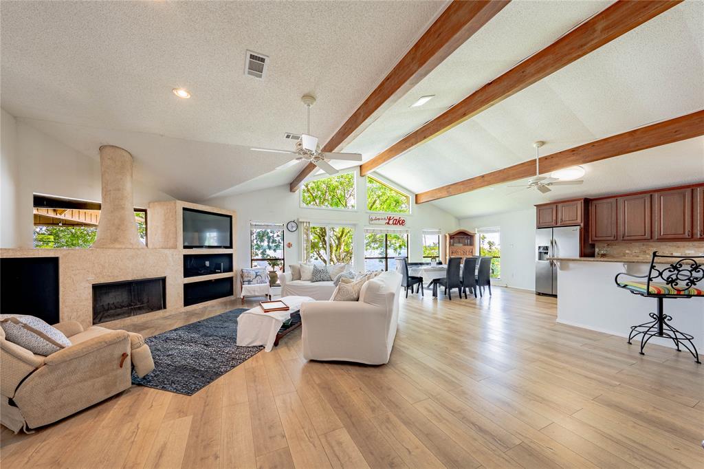 10136 Cherokee Lane