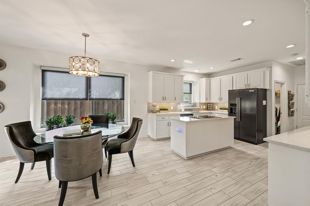 Stewart Peninsula Cottonwood S - Residential