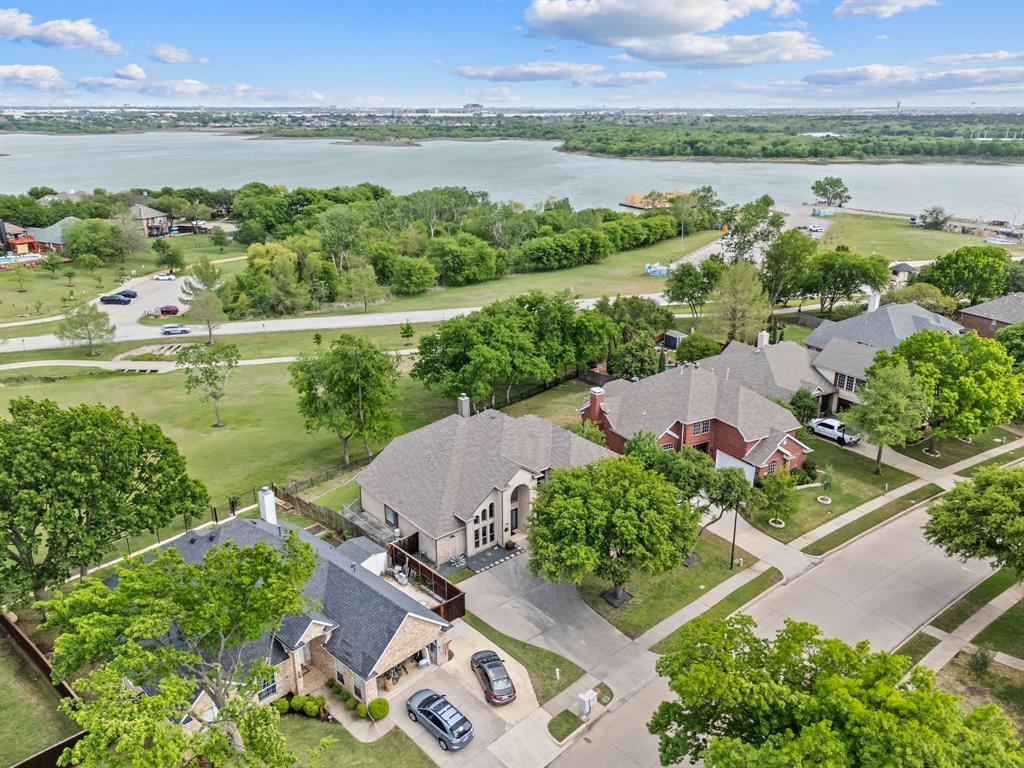 Stewart Peninsula Cottonwood S - Residential
