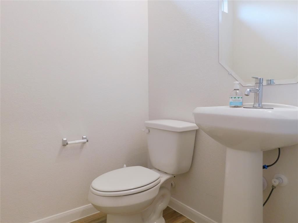 Arrow Brooke Ph 6 - Residential Lease