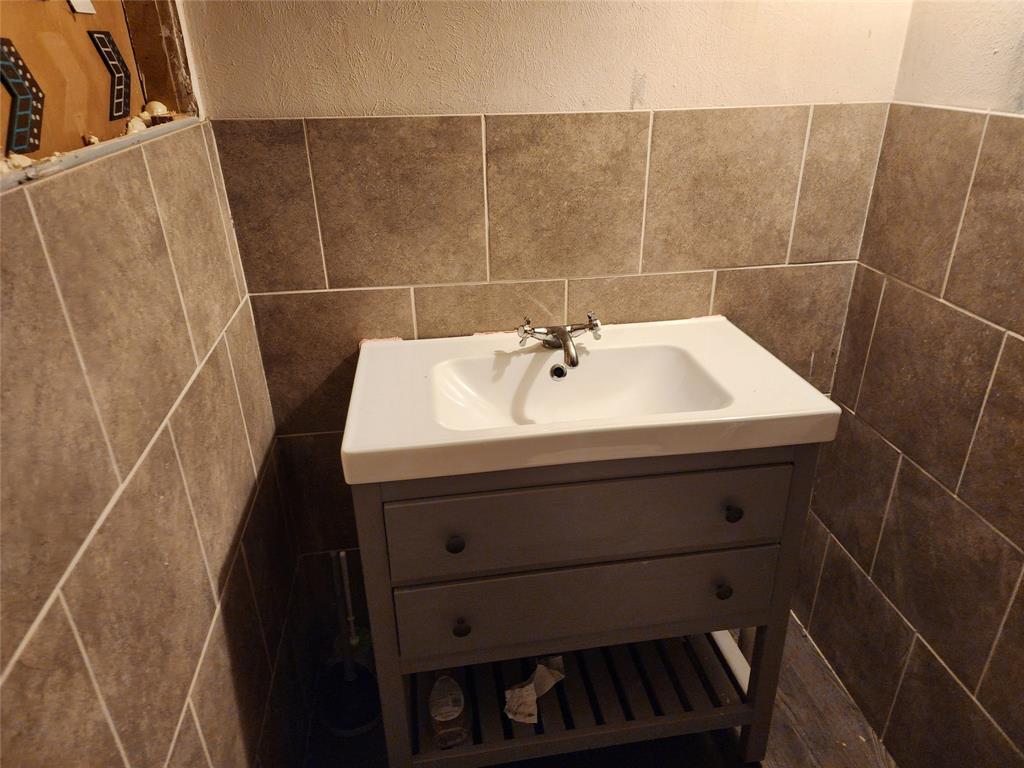 I A Jackson - Residential