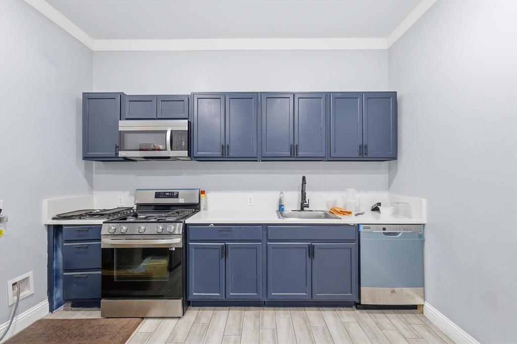 Kang - Commercial Sale