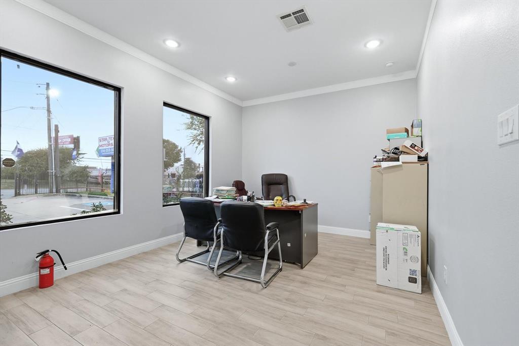 Kang - Commercial Sale