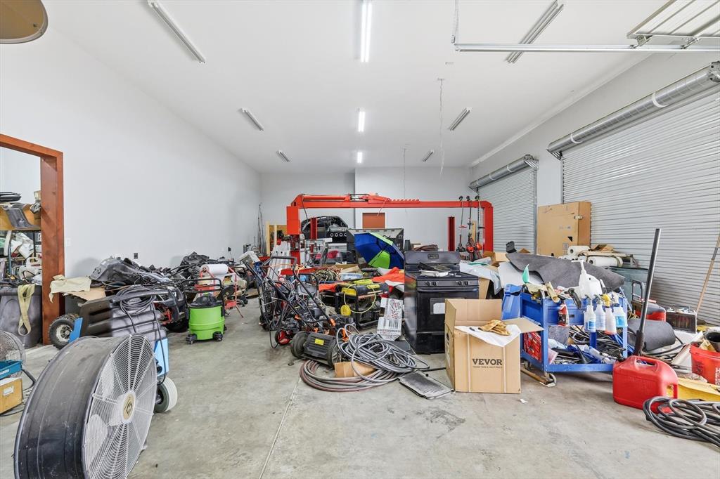 Kang - Commercial Sale