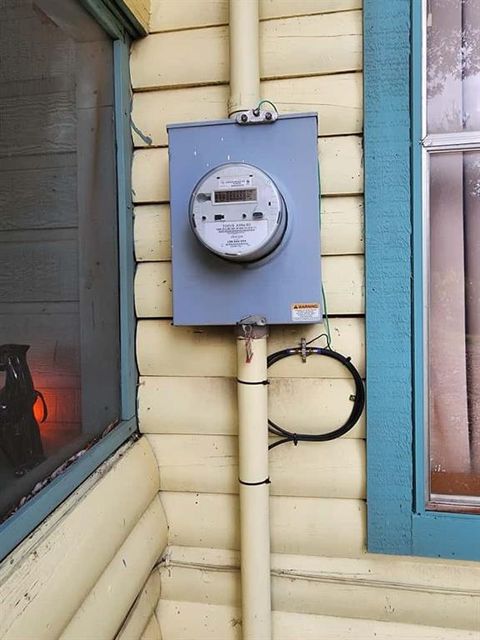 Tiny photo for 407 E Hughes Street, Collinsville, TX 76233 (MLS # 21101959)