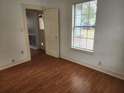 Tiny photo for 407 E Hughes Street, Collinsville, TX 76233 (MLS # 21101959)