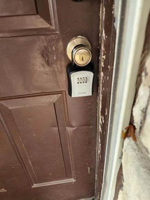 Tiny photo for 407 E Hughes Street, Collinsville, TX 76233 (MLS # 21101959)