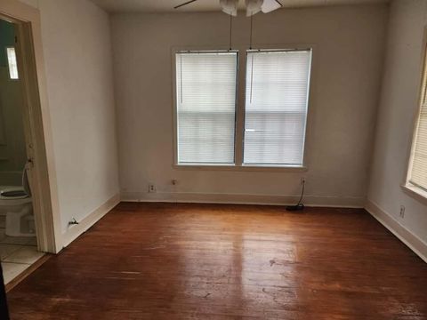 Tiny photo for 407 E Hughes Street, Collinsville, TX 76233 (MLS # 21101959)