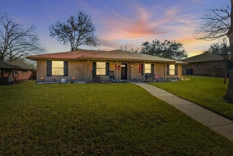 1712 Westridge Drive Plano TX 75075