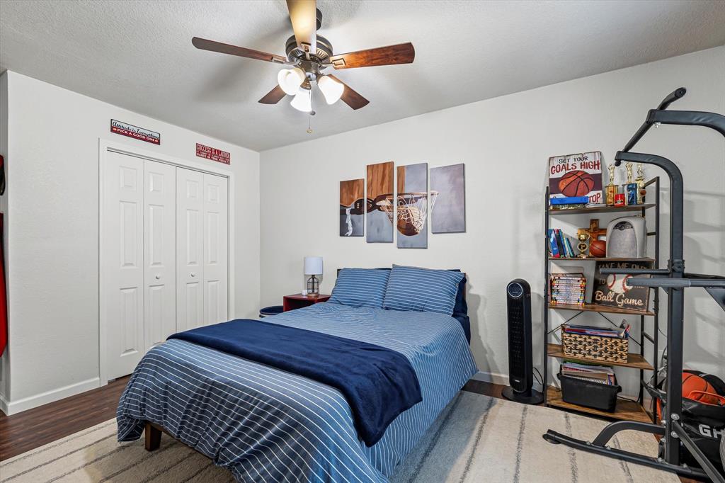 Country Spgs Estate - Residential