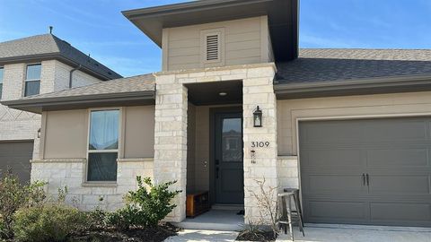 Photo of 3109 Hoyle Street, McKinney, TX 75071 (MLS # 21130937)