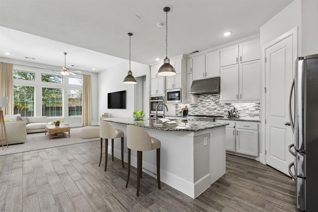 1908 Roundtree Circle E