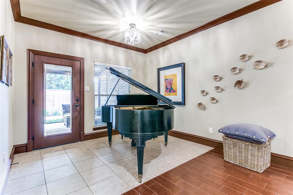 Diamond Wood - Residential