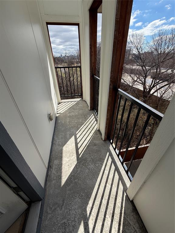 STUTZ CONDOMINIUM - Residential